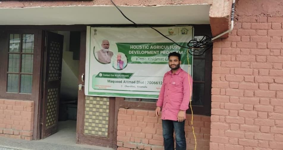 Krishi Udyami Maqsood Ahmad Bhat at rural agri-center in Chandilora, Baramulla
